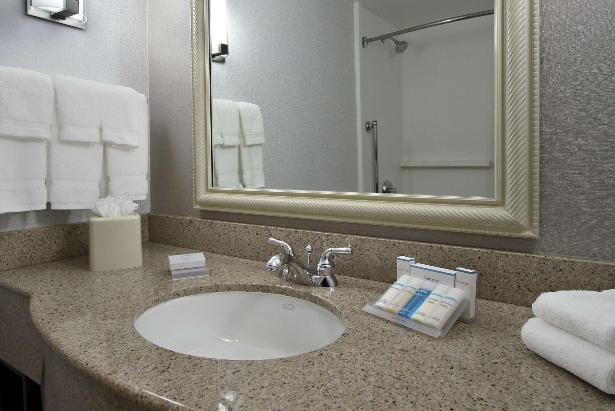 סנטה רוזה Hilton Garden Inn Sonoma County Airport מראה חיצוני תמונה