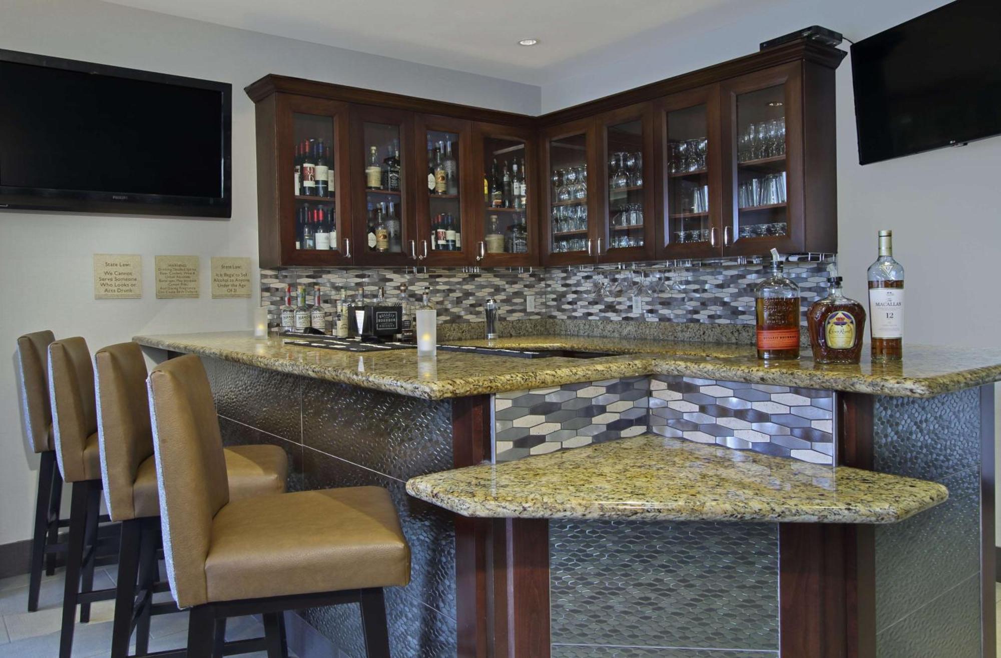 סנטה רוזה Hilton Garden Inn Sonoma County Airport מראה חיצוני תמונה