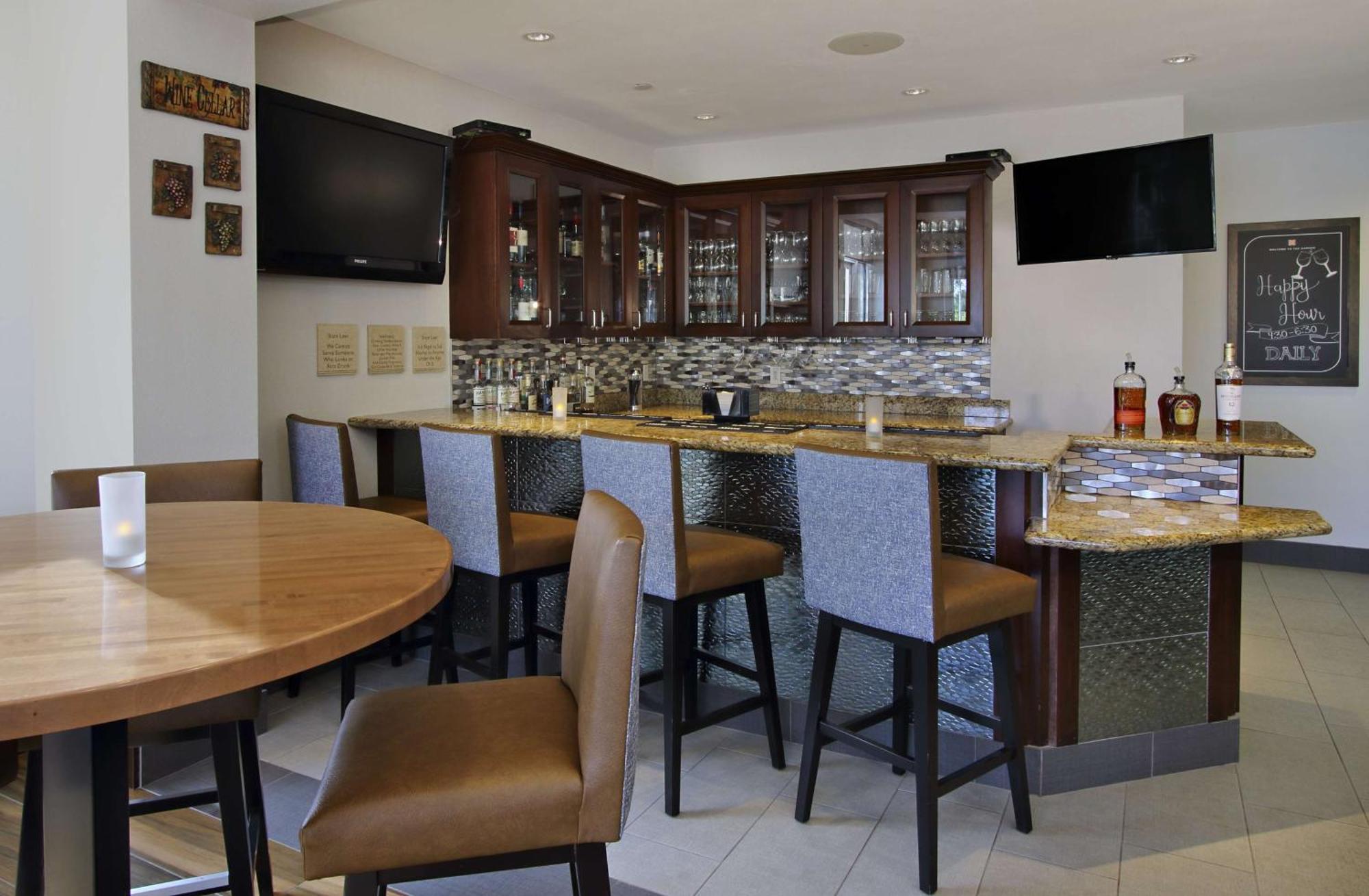 סנטה רוזה Hilton Garden Inn Sonoma County Airport מראה חיצוני תמונה