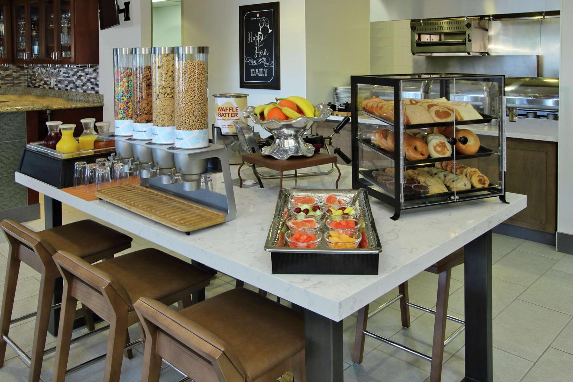 סנטה רוזה Hilton Garden Inn Sonoma County Airport מראה חיצוני תמונה
